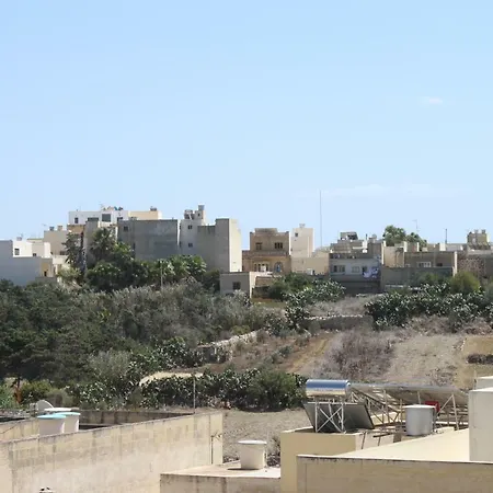 St Joseph Penthouse Апартаменты Виктория