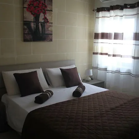 Апартаменты St Joseph Penthouse