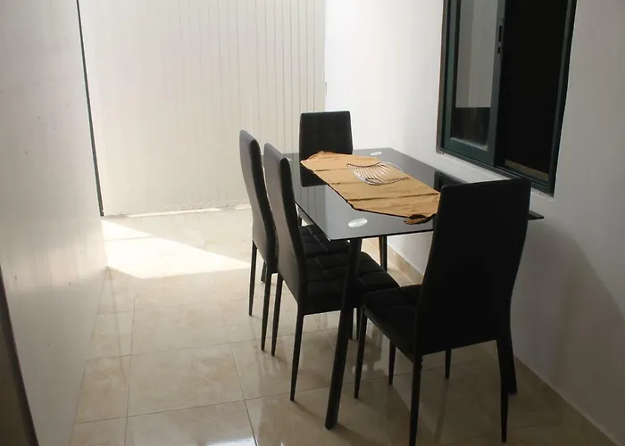 St Joseph Penthouse 아파트 *